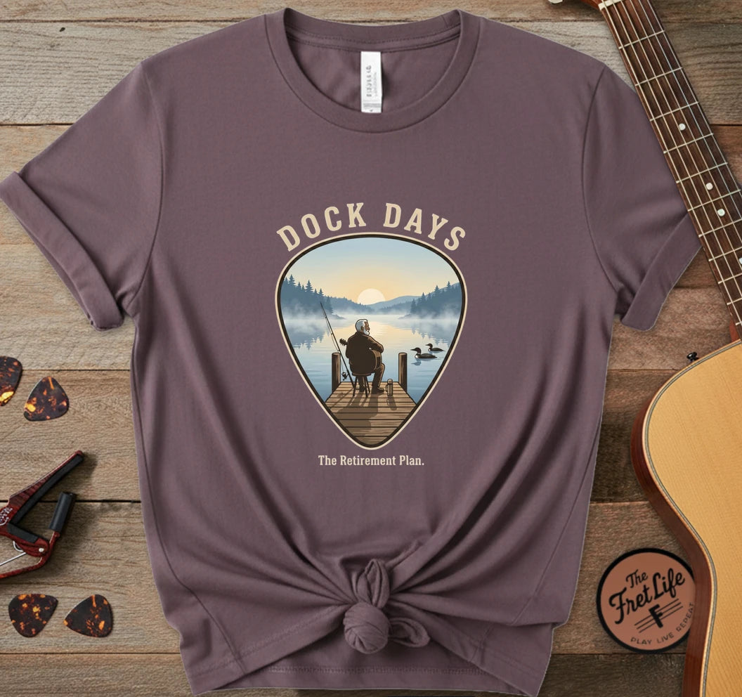 https://wescale-cdn.com/generated-mockups/06643e60-6f9f-4676-8a50-5fdfdc8f17c0/86d5604b-598d-407b-835d-18c3f74add4b/30ff04ee-2323-444e-8f73-923ad71650d3_designs/dock_days_light_1777476732324_vw9lc9.png.webp