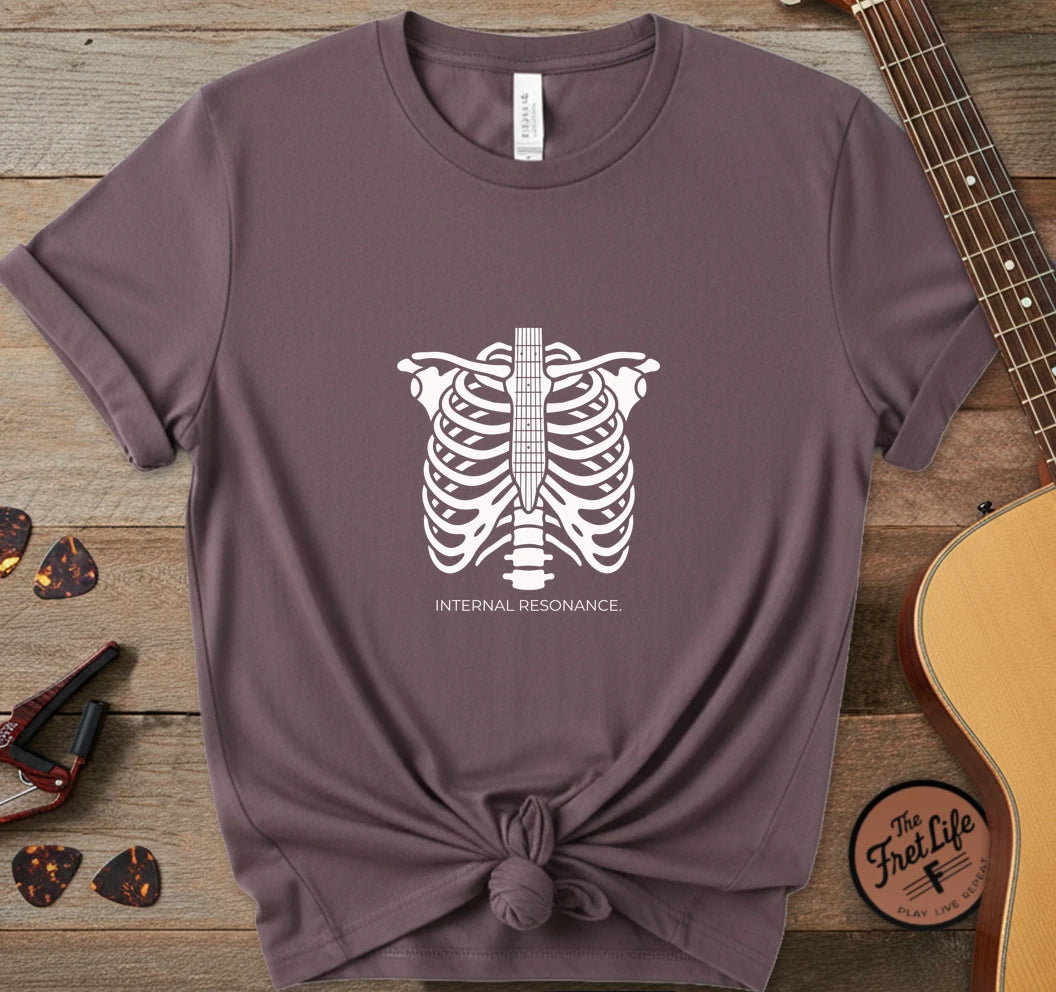 https://wescale-cdn.com/generated-mockups/06643e60-6f9f-4676-8a50-5fdfdc8f17c0/95c6ccee-668c-484f-a77b-49edc5ba2269/30ff04ee-2323-444e-8f73-923ad71650d3_designs/internal_resonance_white_1775677994939_8s3wyq.png.webp